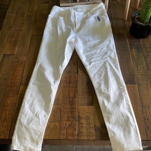 Old navy white skinny jeans NWT size 10